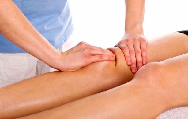 Масажът на колянната става ще помогне за облекчаване на проявите на гонартроза