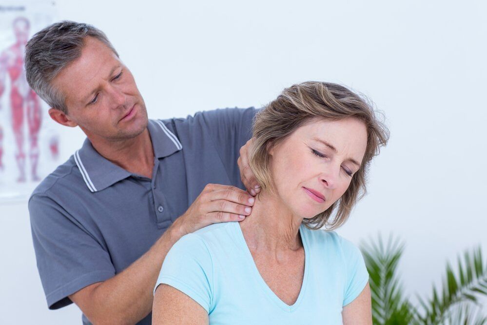 упражнения и масаж на шията при остеохондроза